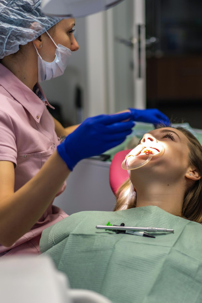 Looking for the Best Dentist & Dental Clinic in Rahatani, Wakad & Nearby Areas? Get expert dental care, teeth cleaning, implants, and smile makeovers.